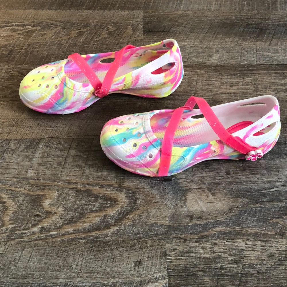 Girls sandals